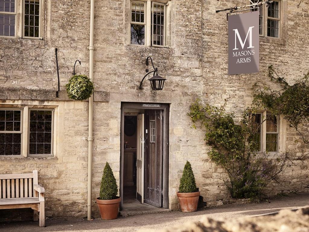 The Masons Arms Hotel Cirencester Exterior foto